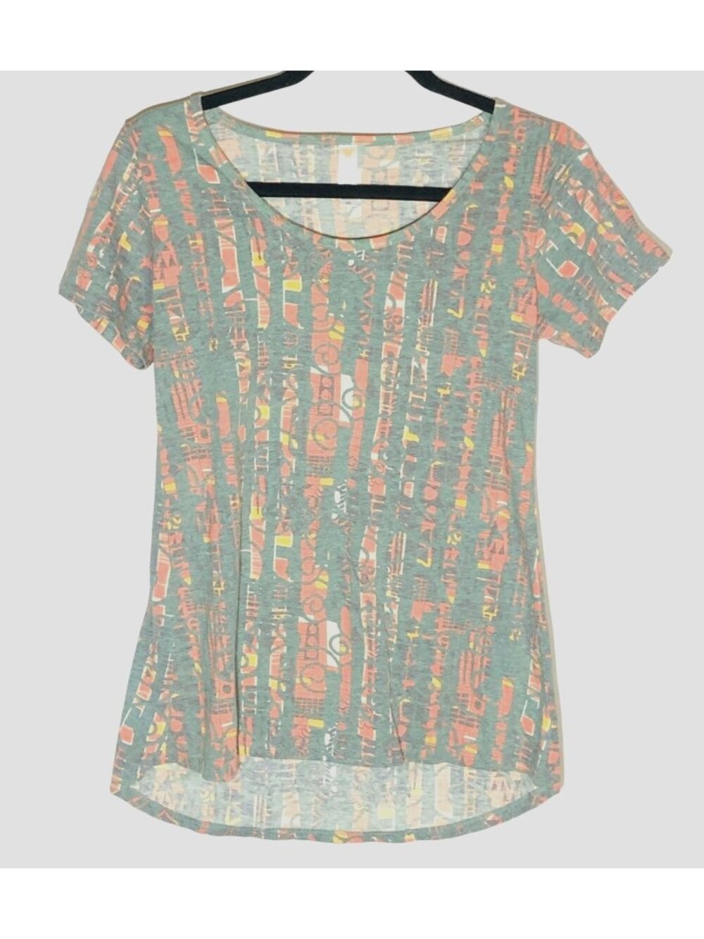 LulaRoe shirt short sleeve grey pink graphic new without tags high low xxs READ